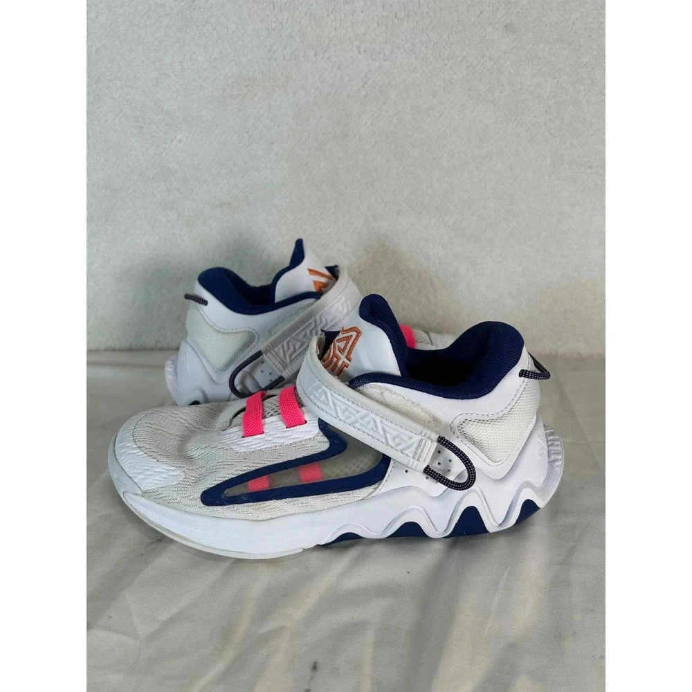 Nike Giannis Immortality 2 Sneakers Low Top Hook Loop White Pink Blue Size 2.5